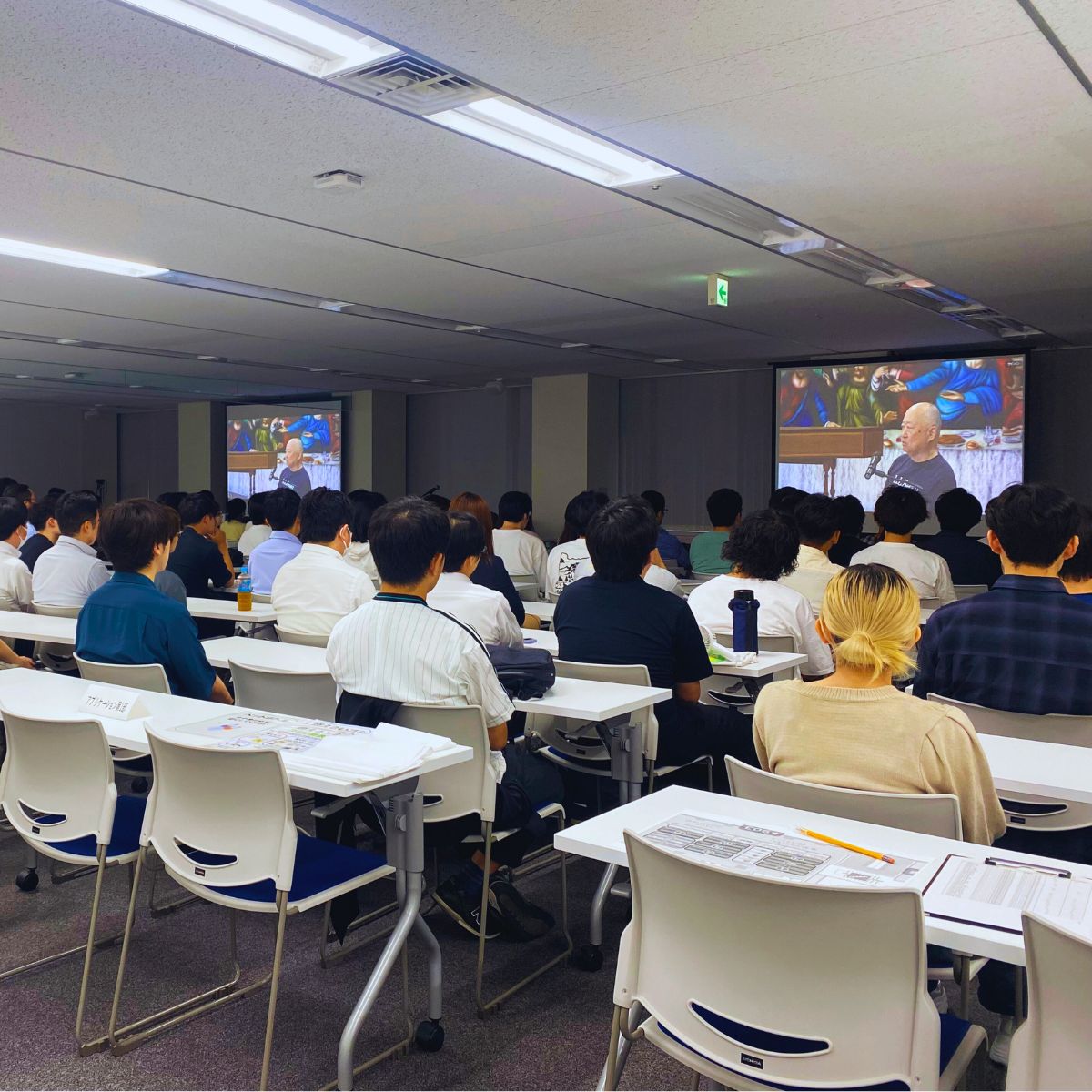 2025年9月19日開催メディアファイブ株式会社全体会議・全体懇親会 - 上野会長のお話しの様子